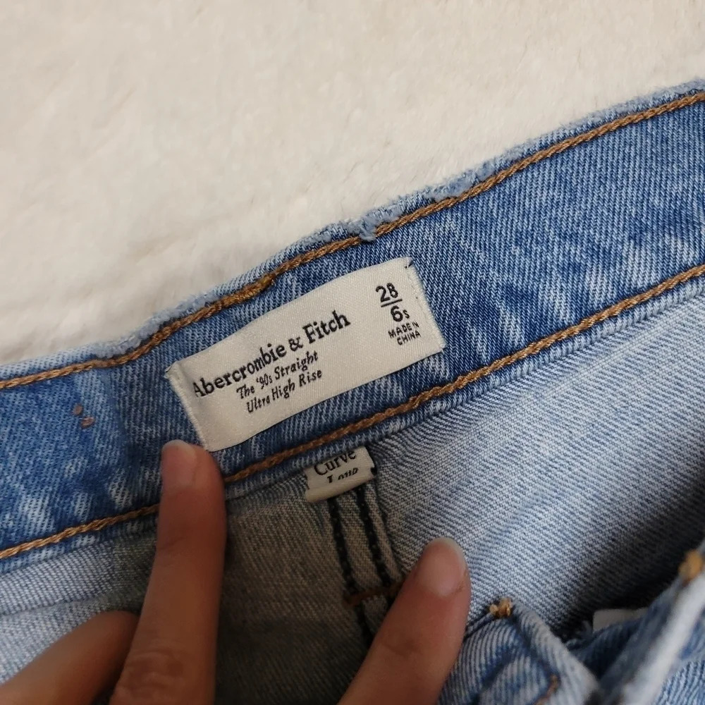 Abercrombie and Fitch the 90s straight ultra high rise jeans size 28 6 S - Picture 7 of 9